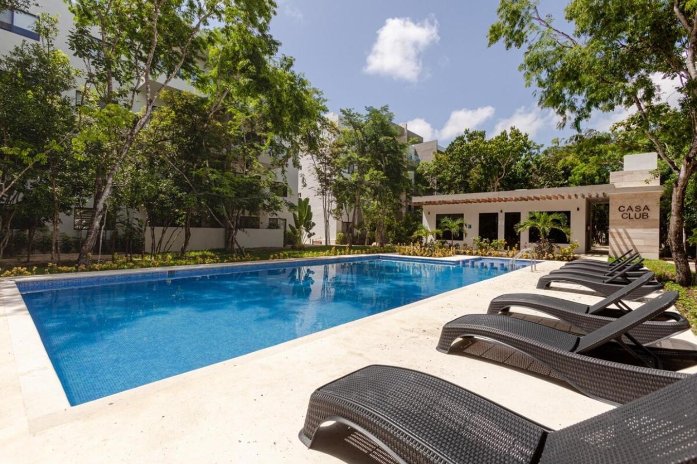 New! Condoph10min To Beachwifi 300mbgym6pools Сasa de vacaciones *